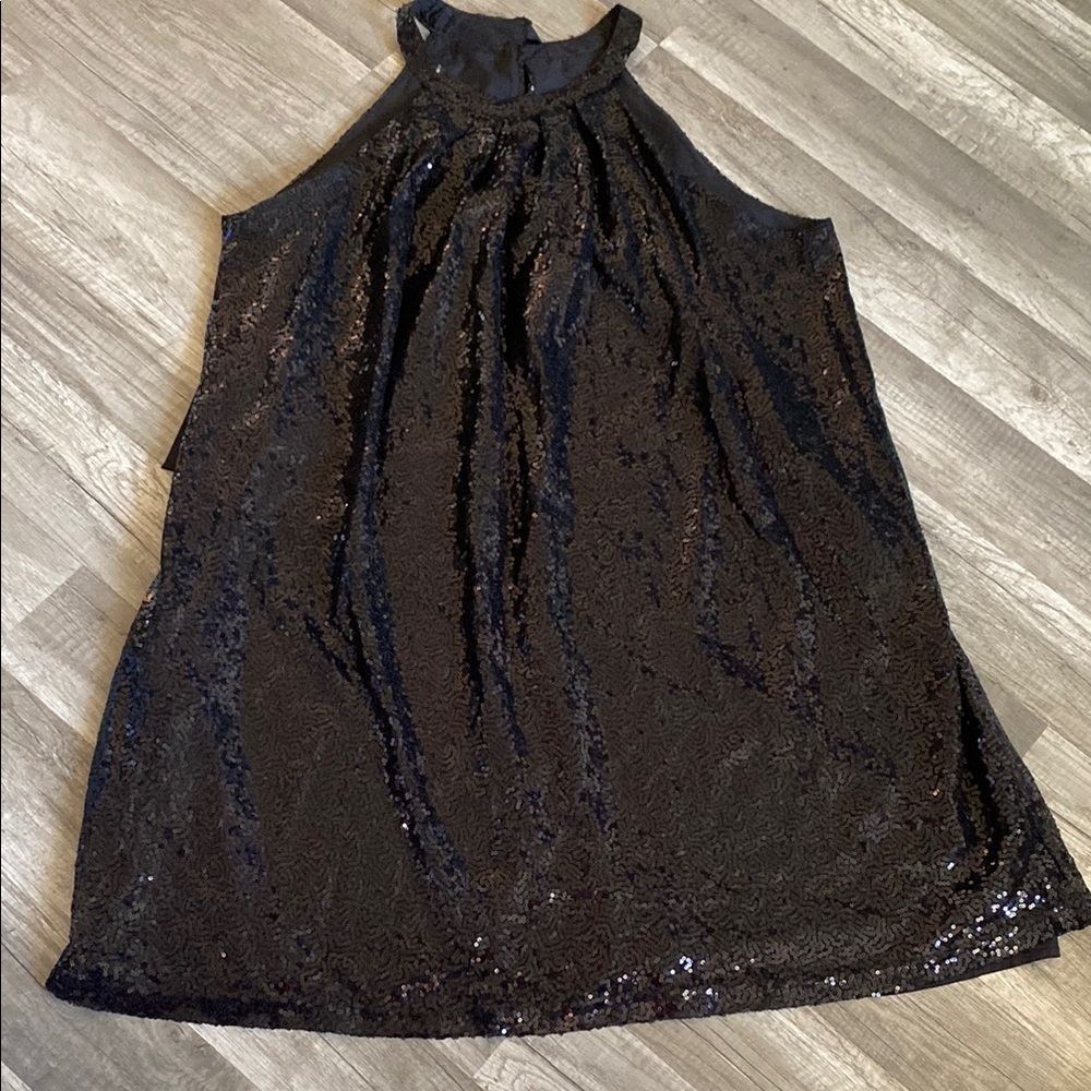 💜 Shimmering Black Sequin Dress - Picture 2 of 3
